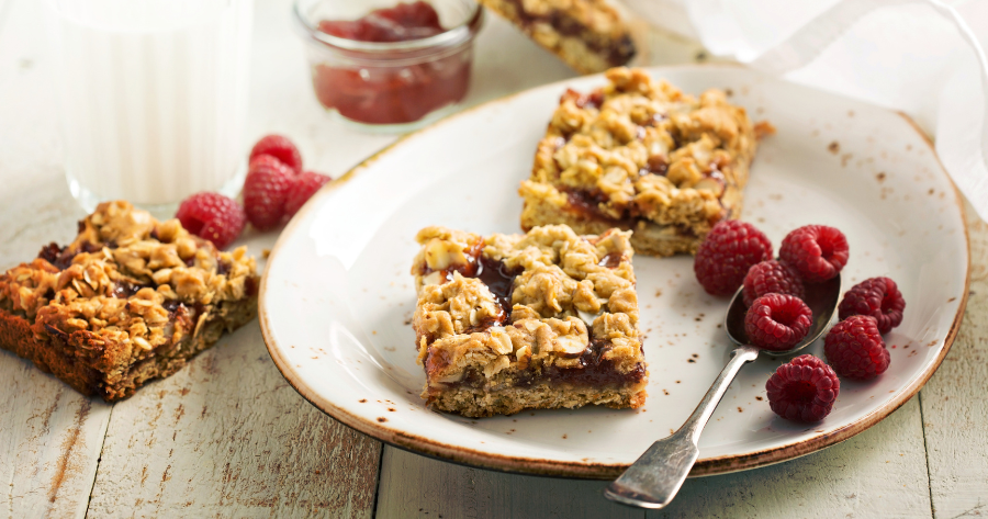 Flavourful Raspberry Almond Bars
